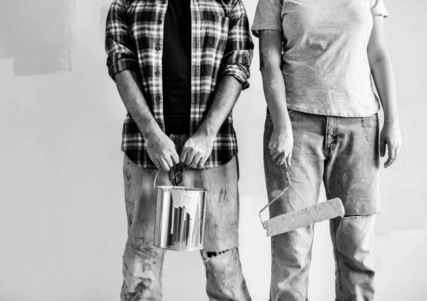 Personas que están renovando la casa